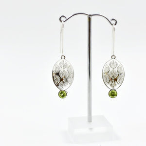 Pattern Leaf Earring with stones Ai160E